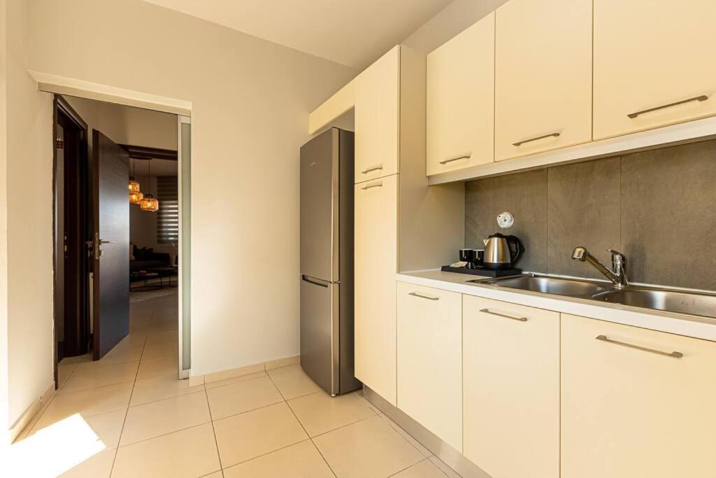 Nh Urban Living In Nea Alikarnassos Apartment Heraklion (Crete)
