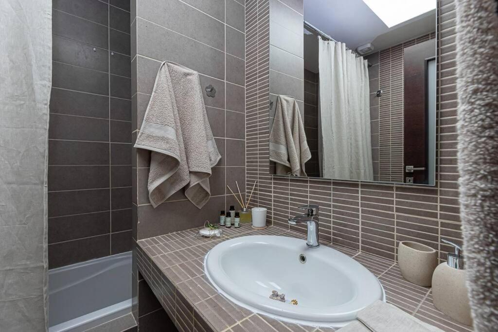 Nh Urban Living In Nea Alikarnassos Apartment Heraklion (Crete)