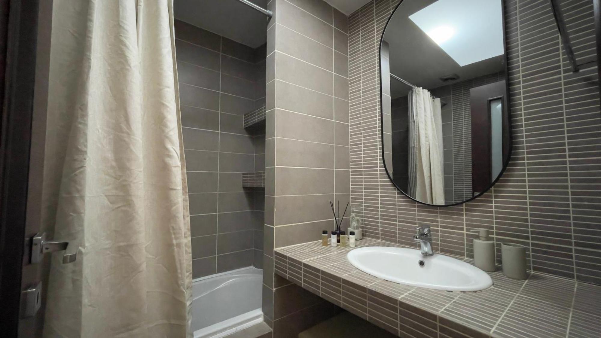 Apartment Nh Urban Living In Nea Alikarnassos *